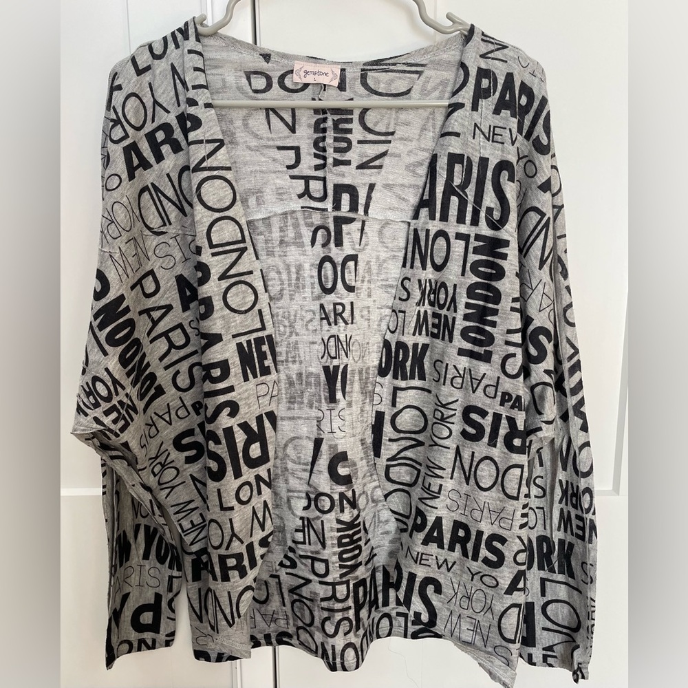 Gray cardigan sweater famous cities Paris New York London lightweight large